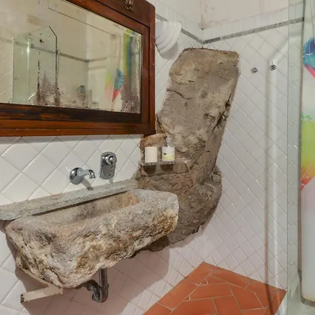 Angolo Dello Scrittore شقة *